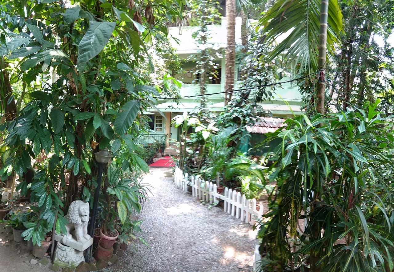 Green Woods Bethlehem Kochi Εξωτερικό φωτογραφία